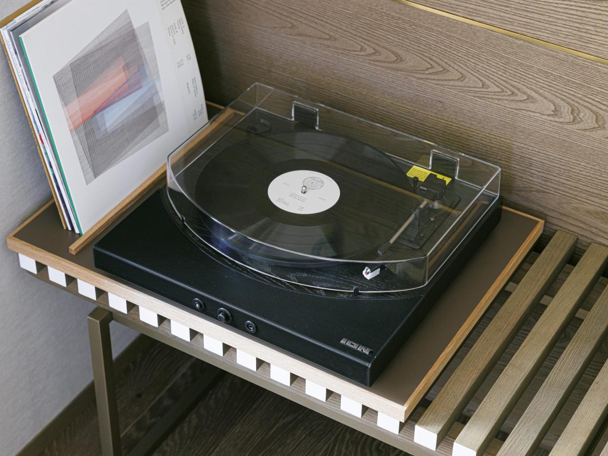 Good Nature Hotel Киото Номер фото A turntable